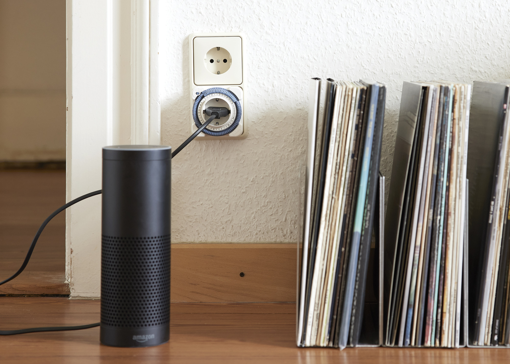 Analoge Steckdosen-Zeitschaltuhr theben-timer 27 mit Wochenprogramm,  Amazon Alexa