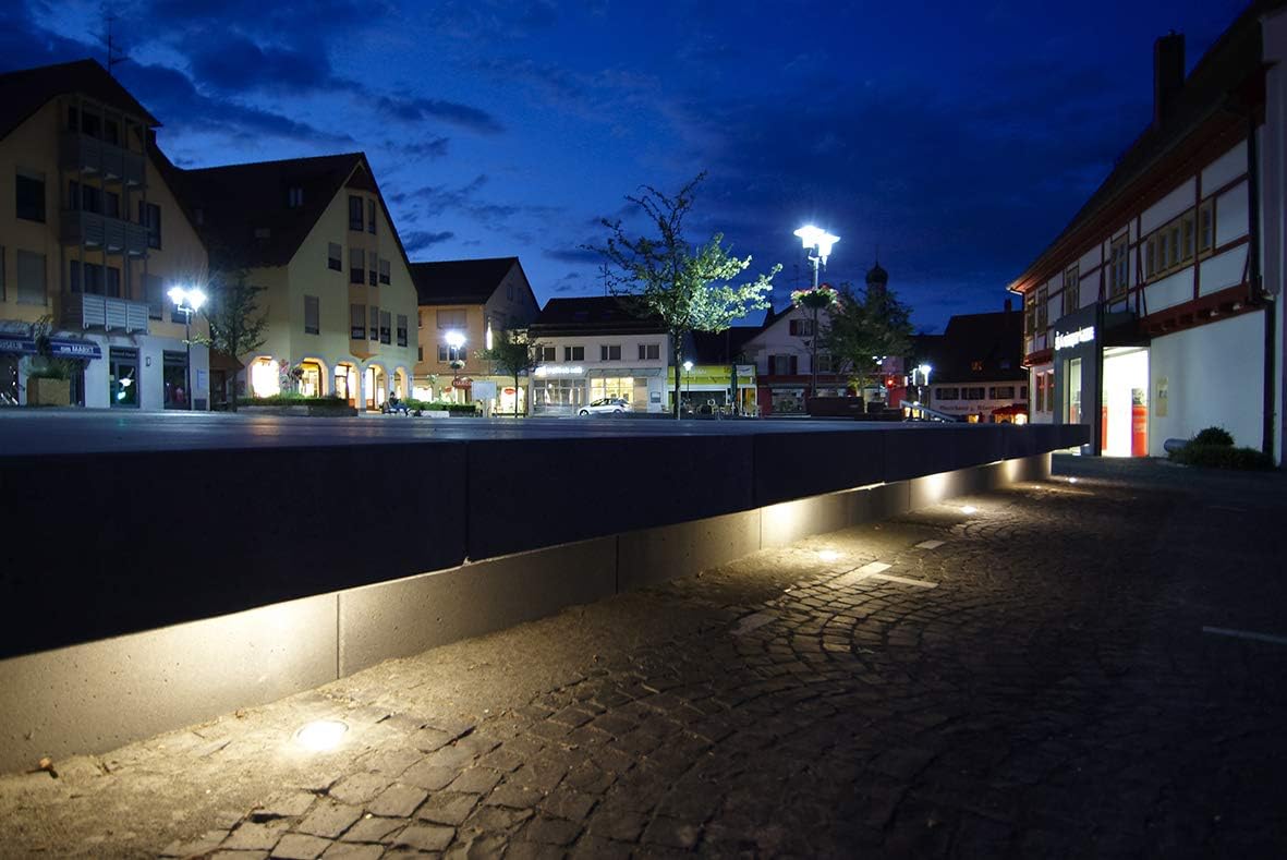 SELEKTA 170 top3 "Refu2rbished", Straßenbeleuchtung